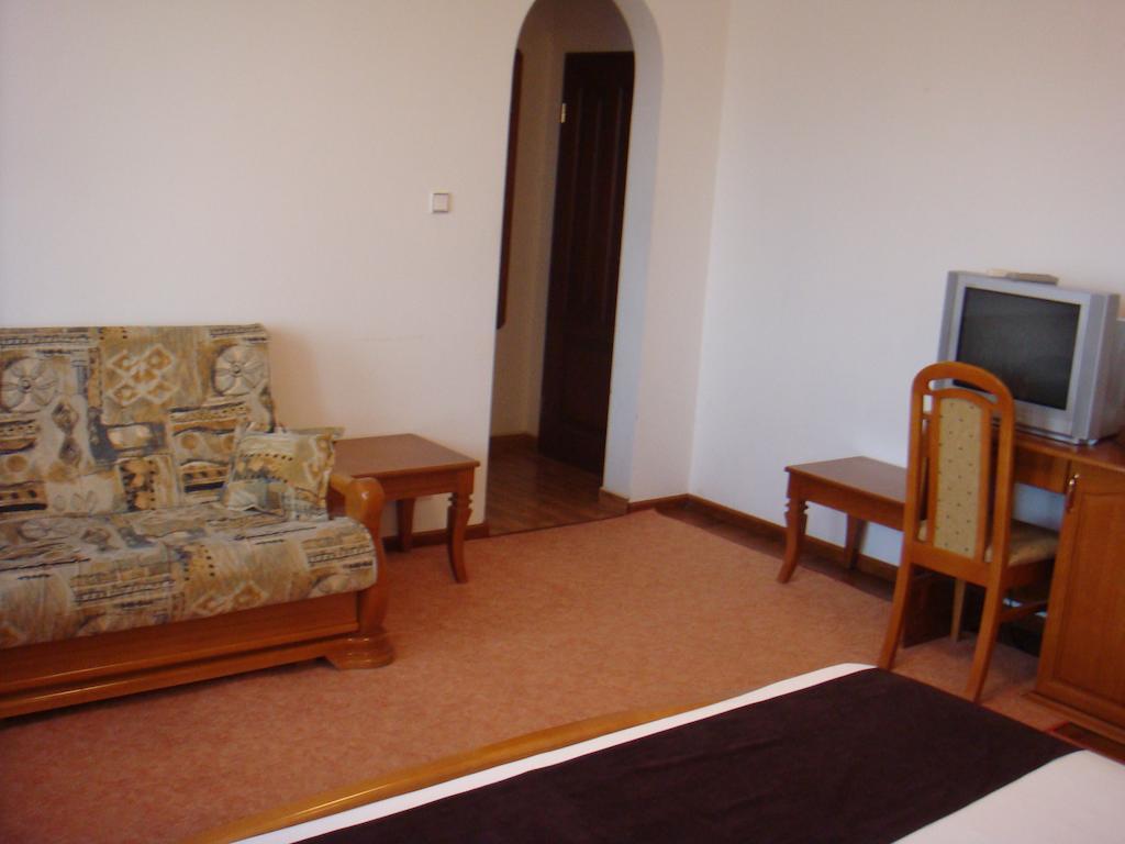 Family Hotel Elegance Arbanasi Phòng bức ảnh
